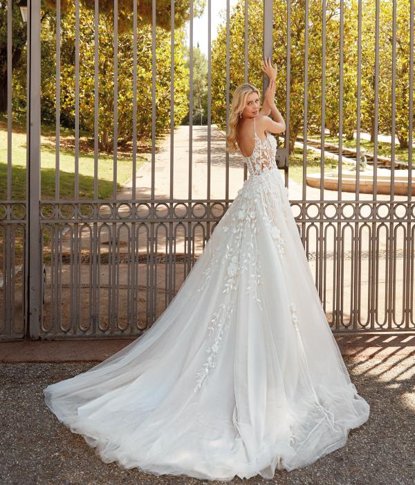 Wedding dress Livia [2534], Romantic 2025 Collection 